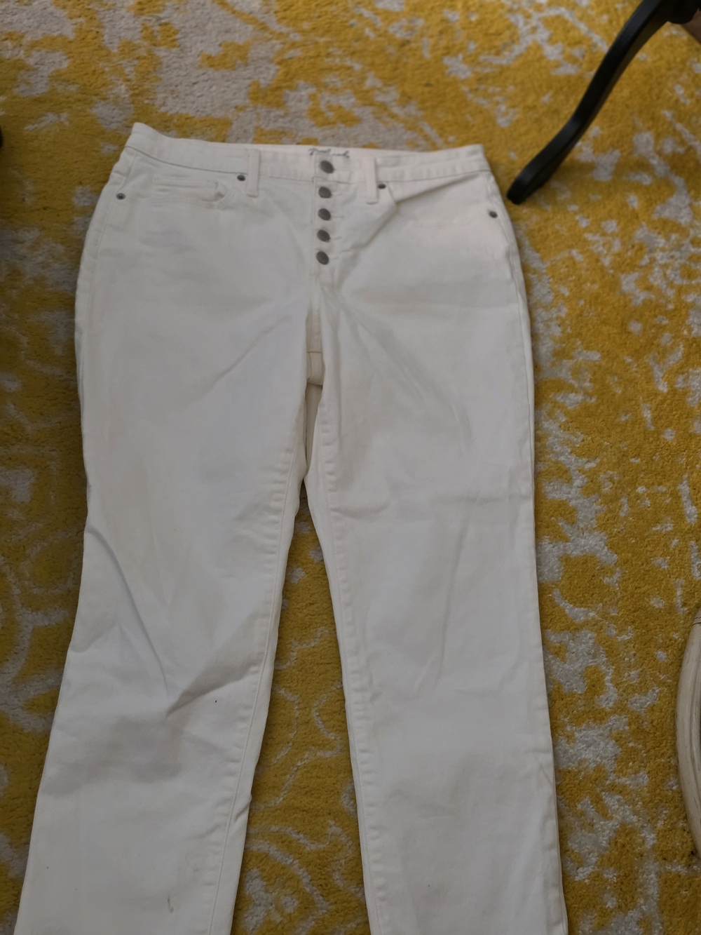 Universal Thread White High-Rise Straight-Leg Jeans with Button-Fly